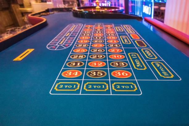 Live casino table list on gobetasia app showing multiple blackjack and roulette tables with player counts and stake limits